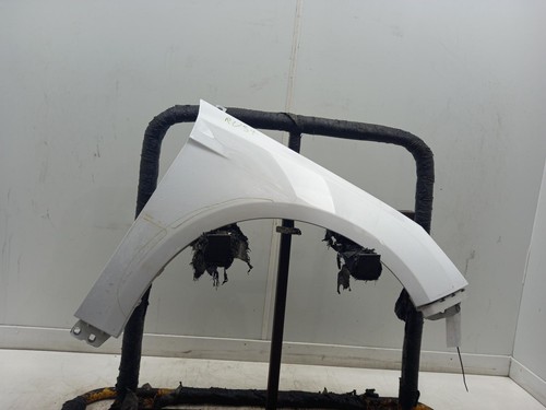Ford focus right front wing - right,