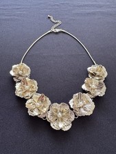 Striking 3D Floral Flower Gold