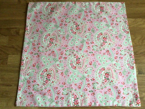 Used square cushion - used,