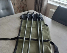 4 Hide poles with  large decoy