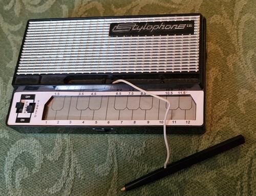 Iconic retro stylophone 1 - retro,