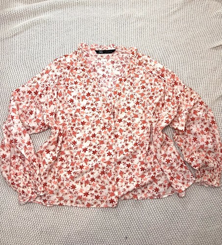 Zara floral blouse small - zara,