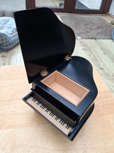 Vintage minature grand piano - vintage,