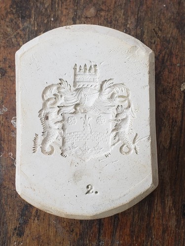 Ceramic wedgwood mould - ,