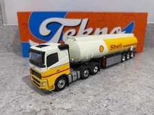Tekno - Volvo FH4 6x2 w/Tri-Axle Tanker - Shell - 71348 - 1:50 Scale - Mint/New