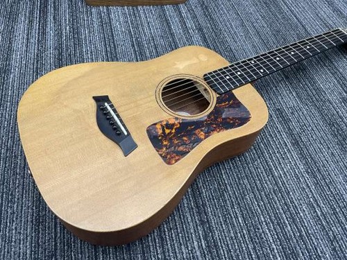 Taylor acoustic guitar baby - taylor,