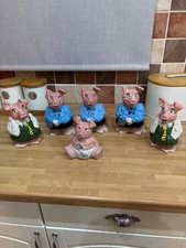 6 Wade England NatWest Pigs