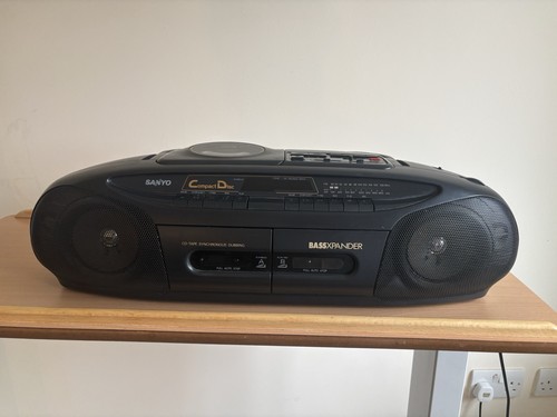 Sanyo mcd z22f bass - mcd-z22f,