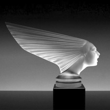 Art Deco ' Victoire ' Hood