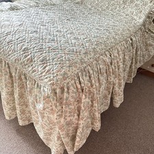 Vintage quilted Single