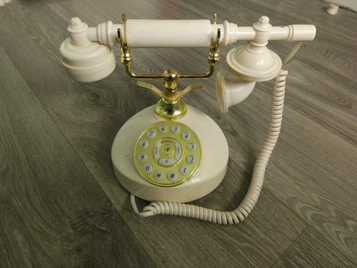 Classic vintage retro binatone - classic,