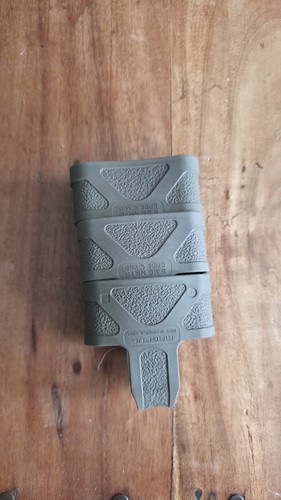 Mag pull grip - 5.5.6,