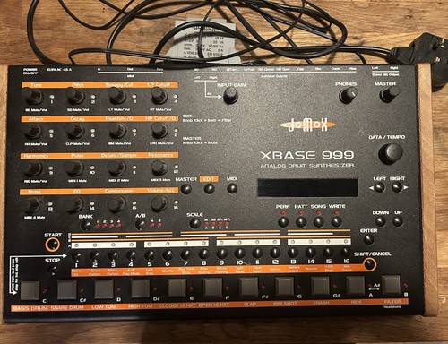 Jomox xbase 999 drum machine - xbase,