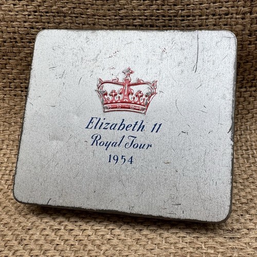 Vintage 1954 queen - vintage,