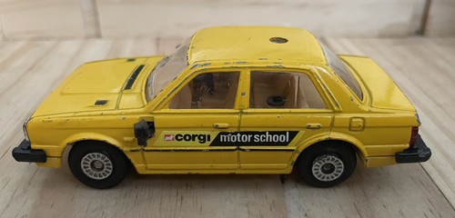 Corgi triumph acclaim hls - corgi,