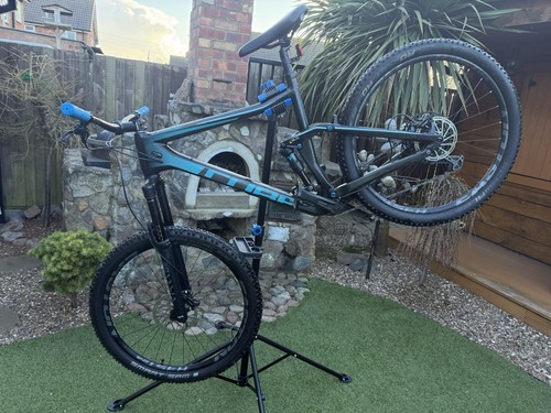 Cube stereo 160 race - stereo,