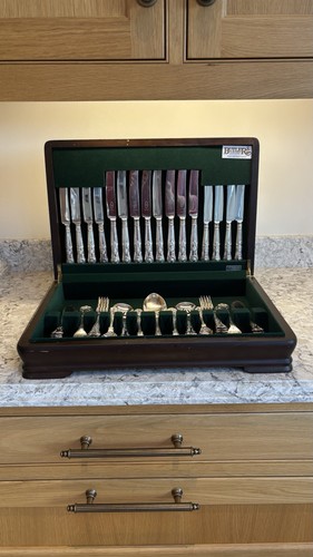 George butler cutlery canteen - butler,