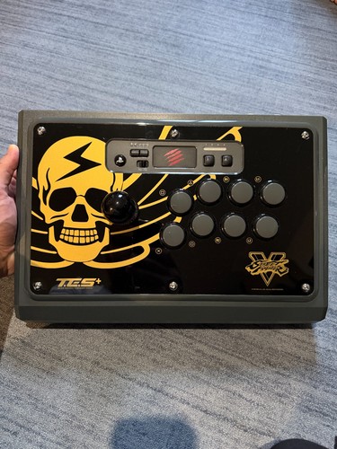Mad catz street fighter - catz,