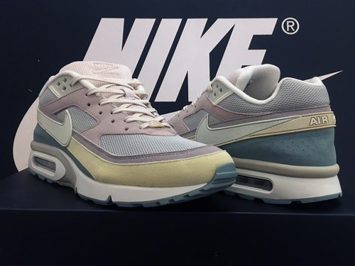 Vtg 2022 nike air max - air, bw