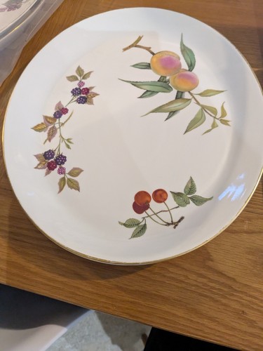 Evesham royal worcester - evesham,