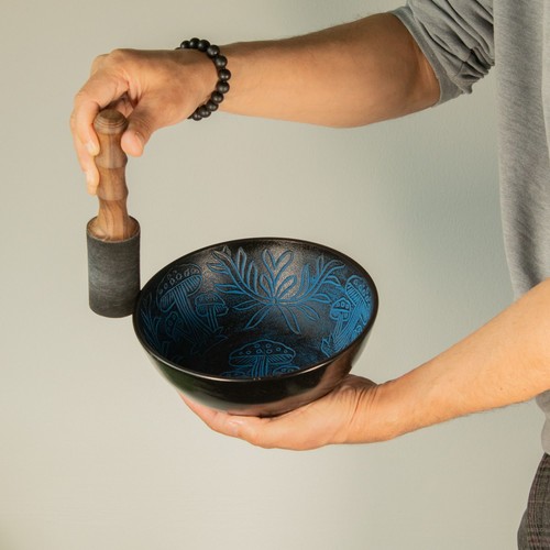 Aluminum singing bowl magic - aluminum,