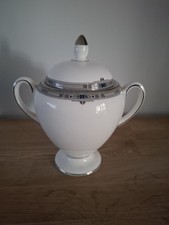 Wedgwood Amherst twin handled