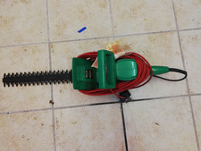 Qualcast HS410  Electric Hedge Trimmer 240v  good working order