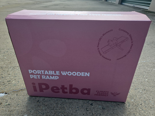 Ipetba wooden dog - wooden,