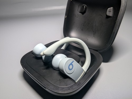 Genuine beats powerbeats pro - beats,