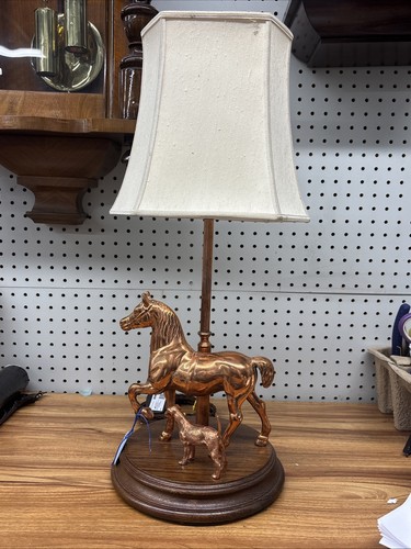Beautiful bespoke table - beautiful, lamp
