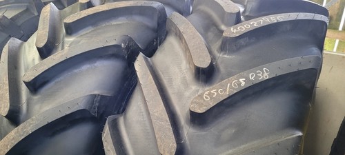 Pair new 650 85x38 - pair, of