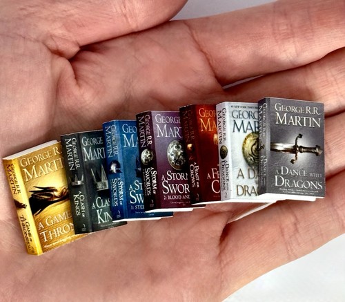 Game thrones miniature - game,