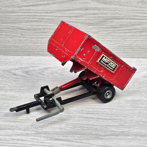 Britains massey ferguson - massey,