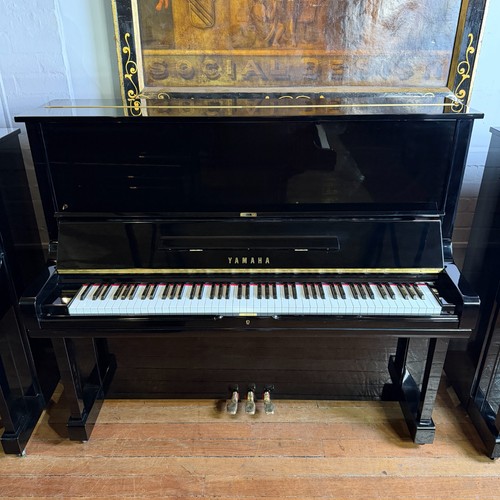 Yamaha upright piano black - piano,