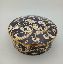 1995 Round Wedgwood Cornucopia