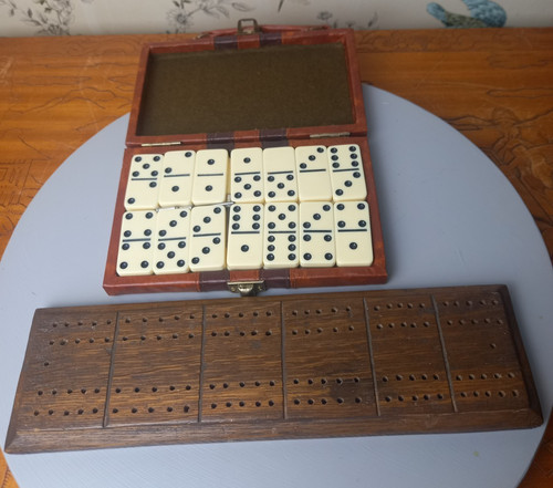 Vintage full set dominoes - vintage, of