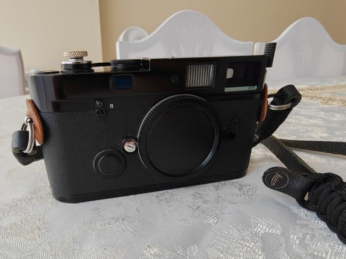 Leica black paint - leica, –