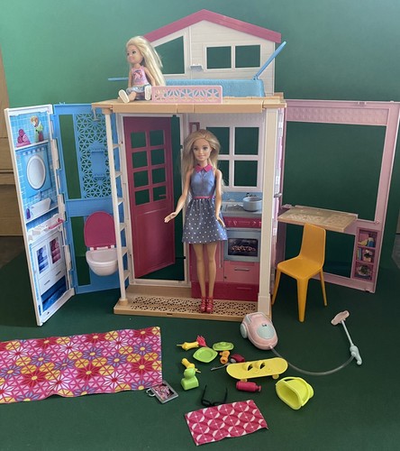 Barbie house with extras - with,