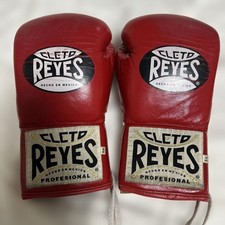 Cleto Reyes Boxing Gloves Red 8Oz