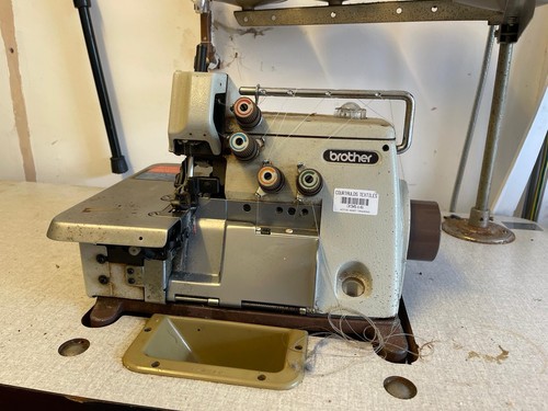 Brother ef4 b511 overlock - ef4-b511,