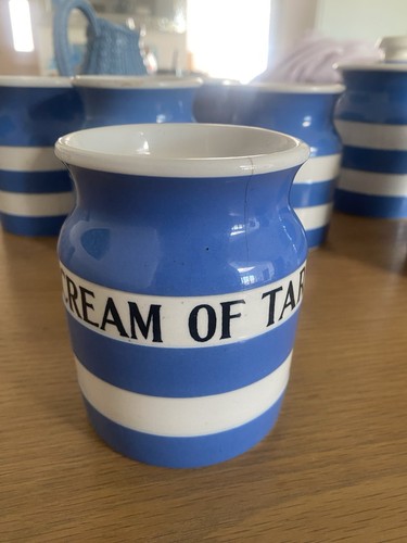 Green cornishware cream of - t,