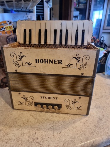 Hohner student accordion piano - hohner,