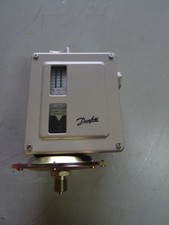 Danfoss RT113 Temperature Controller 017-5196