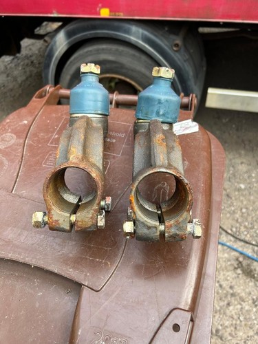 Aftermarket pair track - , rod
