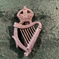 LONDON IRISH.  CAP BADGE