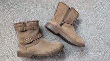 Brown leather childrens Ugg