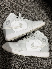 Nike Air Jordan 1 Mid Grey