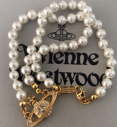 Vivienne westwood bas relief - westwood,