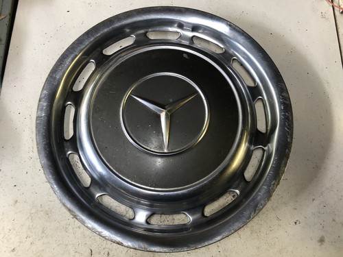 Mercedes w123 wheel trim - w123,