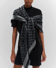 Authentic Shawl Louis Vuitton